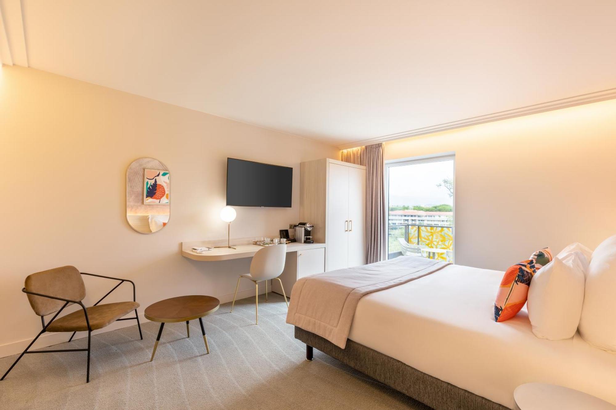 Ilot Du Golf BW Premier Collection Hotel Манделю-ла-Напул Екстериор снимка